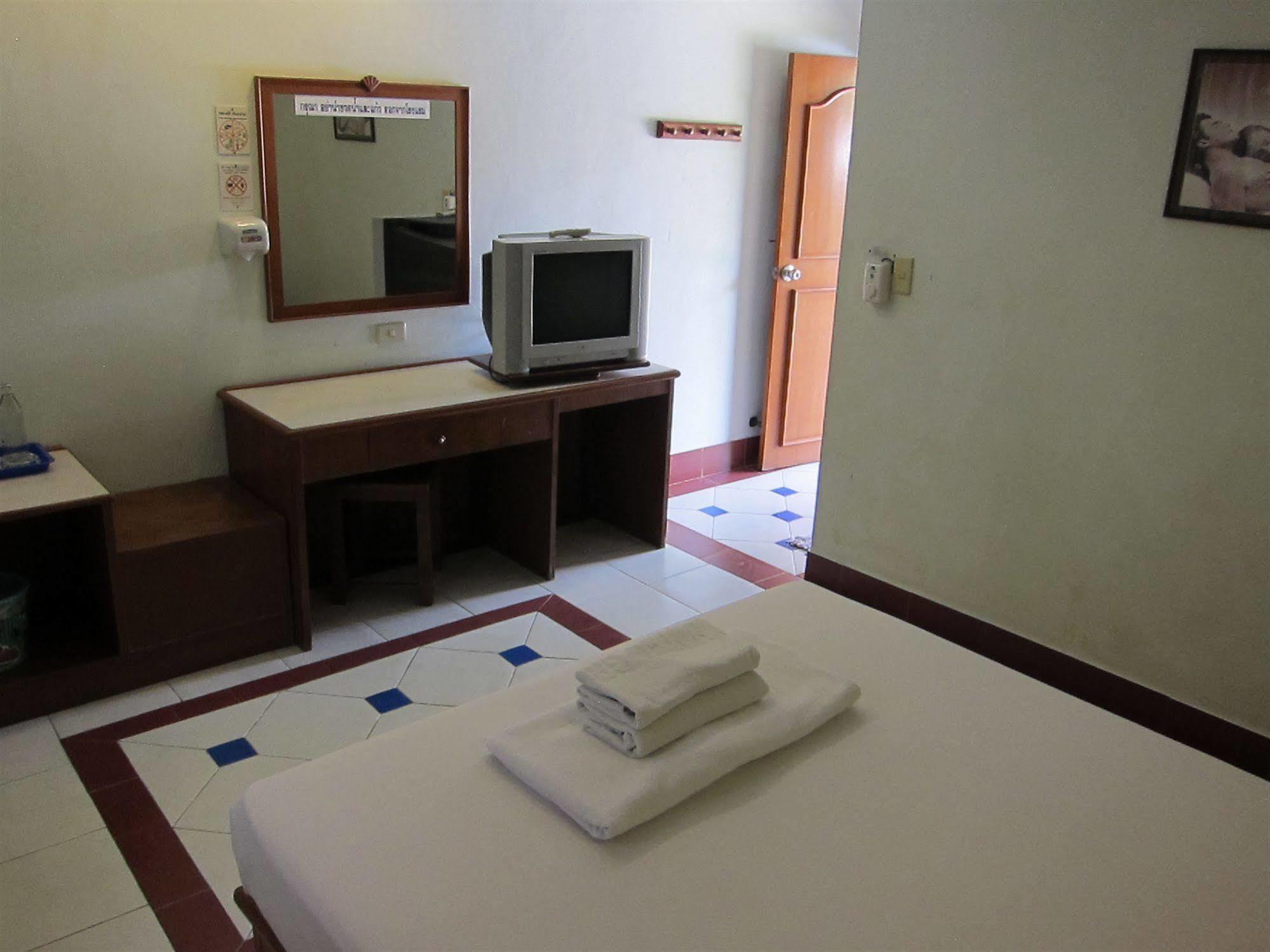 Oasis Resort Krabi town Extérieur photo